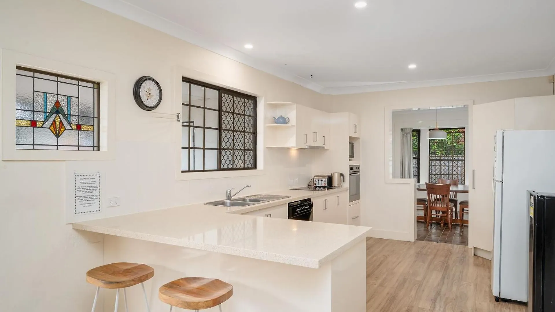 Casa de Férias Lake House Kawana Waters Austrália